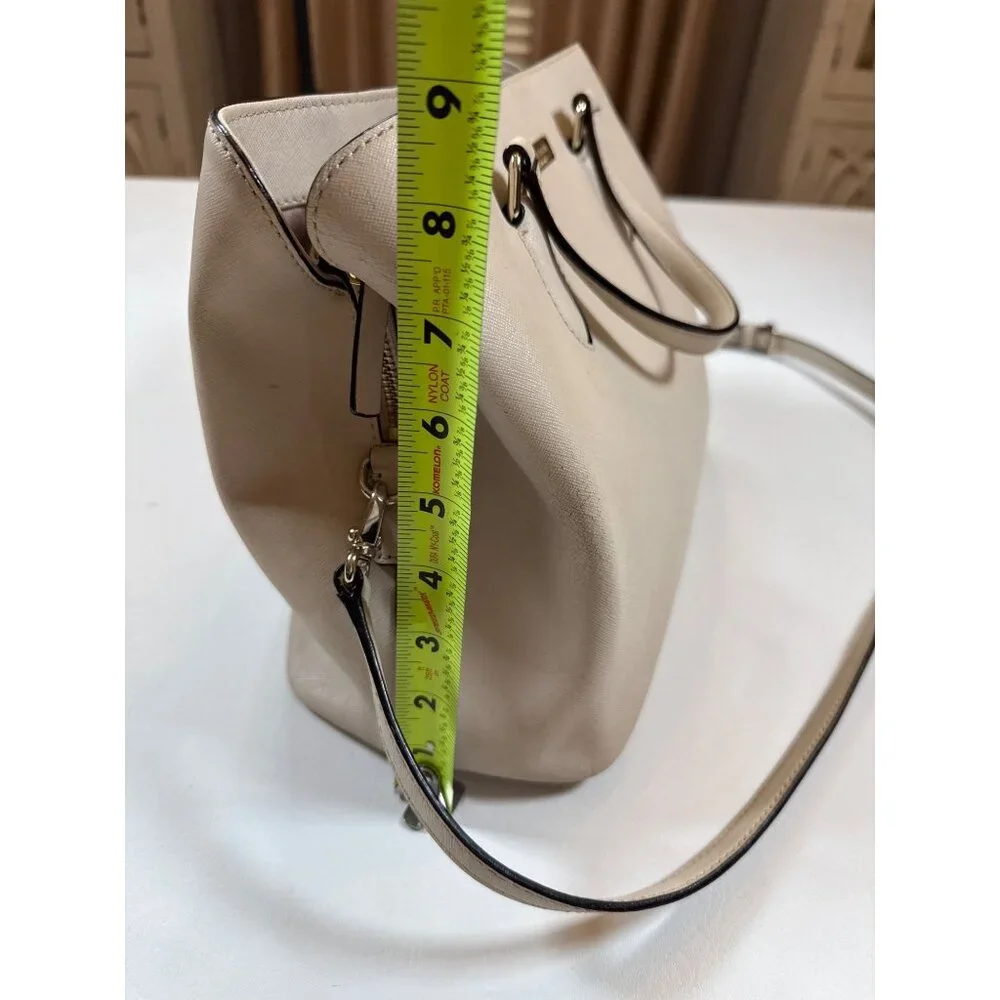 Kate Spade New York Beige Leather Crossbody Tote Handbag Gold Hardware - Picture 7 of 12